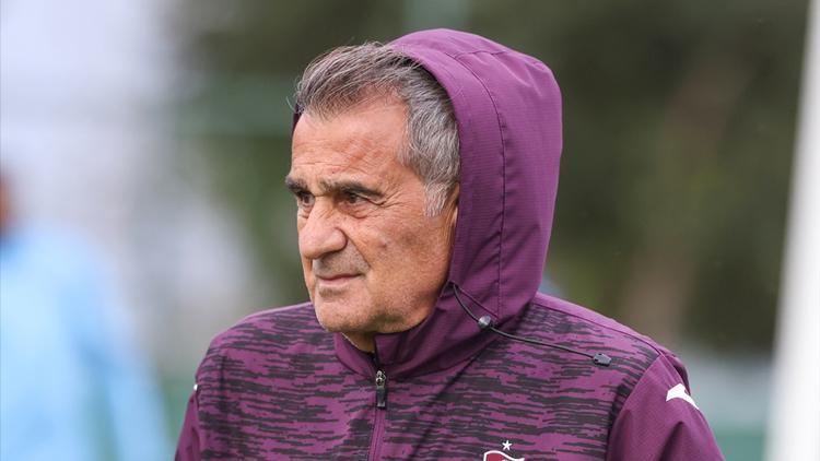 Şenol Güneş’in 100. maç gururu!