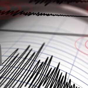 balikesir sindirgida 61 buyuklugunde deprem10un uzerinde bina yikildi JRUDRGk4