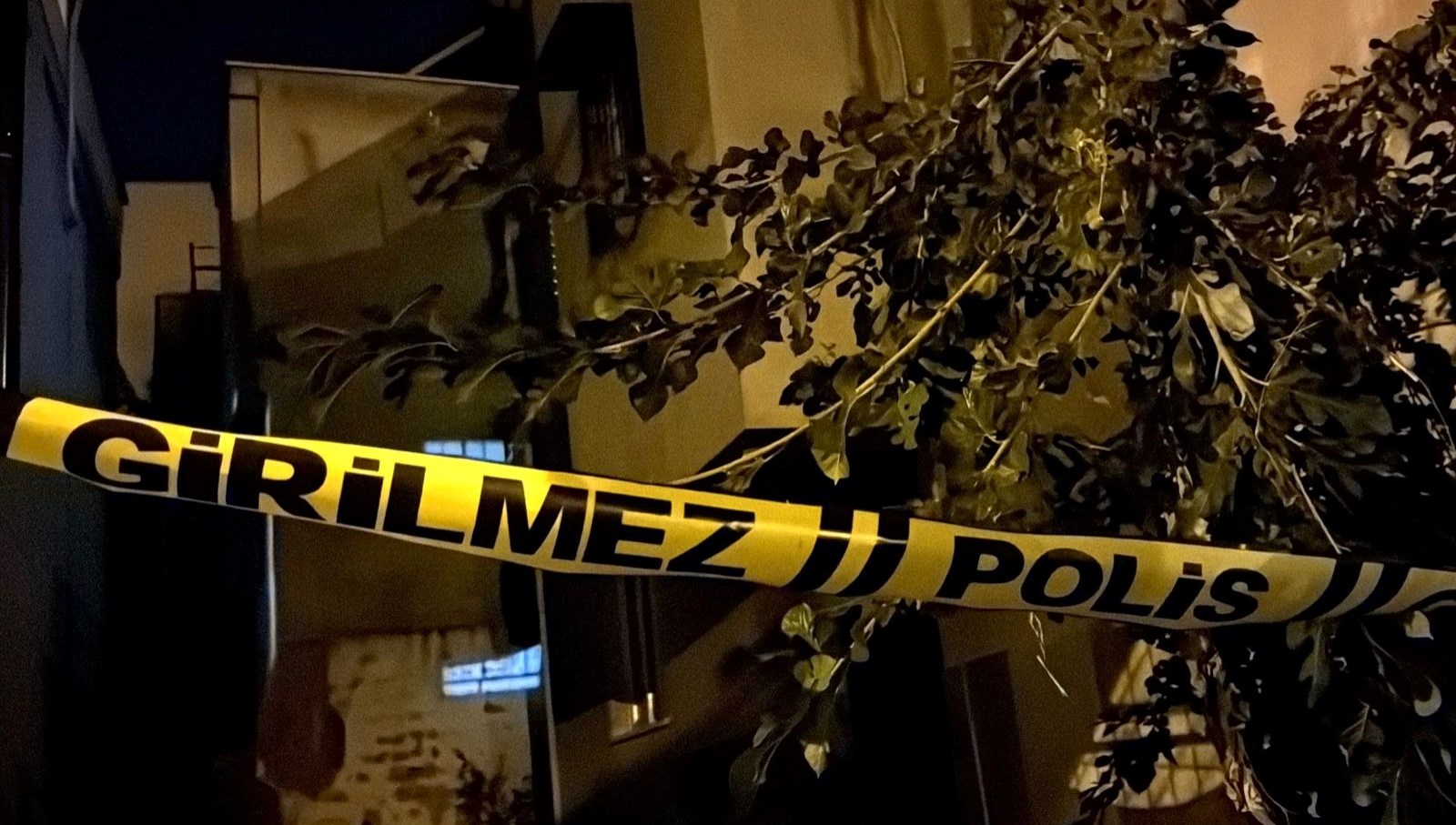 mersindeki cinayette sir perdesi aralandi evi cinler sardi deyip oglunu oldurmus JaFRPry8