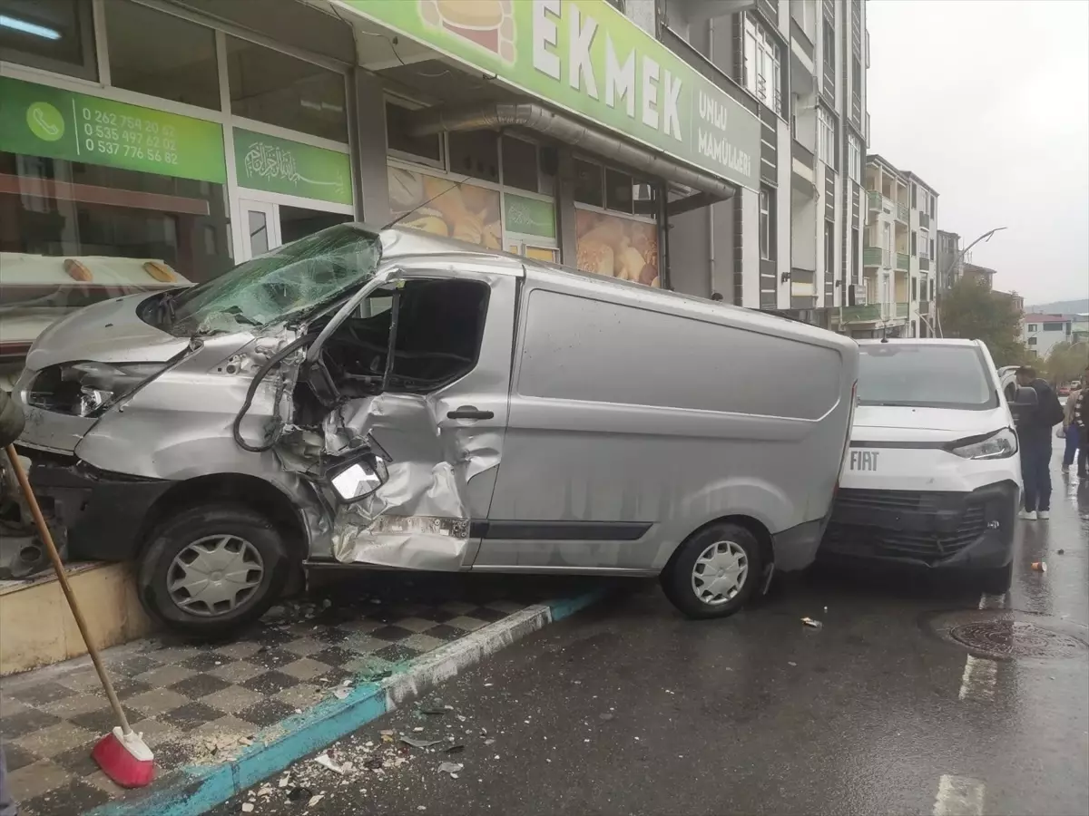 freni bosalan tanker 8 araca carpti dHzGEK6i.jpg