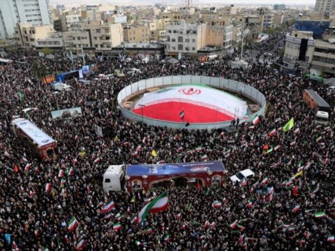 İran Meclis Başkanı Galibaf: 7 milyon İranlı karada savaşmaya hazır