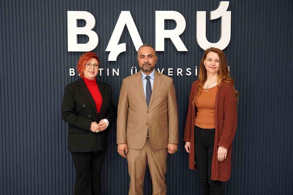 Türk Sanatı Rusya’da Öne Çıktı: Sanat Festivalinde Ödüller Kazandı