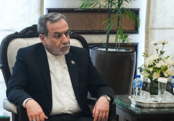 iran-disisleri-bakani-arakci-iran-ile-ilgili-hicbir-sorunun-askeri-cozumu-olamaz-PUa6f4CH